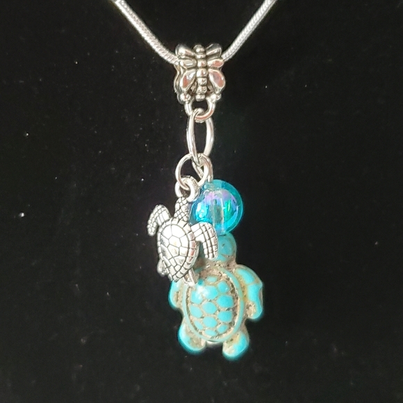 Turquoise Seaturtle .925 Sterling Silver N… - Picture 2 of 5